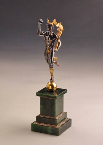 Серебряная скульптура Гермес