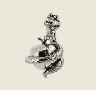 Серебряная статуэтка Змея с яблоком(снято с производтства)