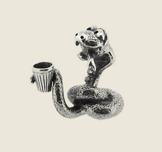 Серебряная статуэтка Змея со стаканом(снято с производства)