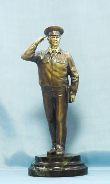 Бронзовая статуэтка Майор, подполковник, полковник