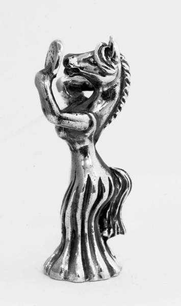 Серебряная статуэтка Конь с зеркалом