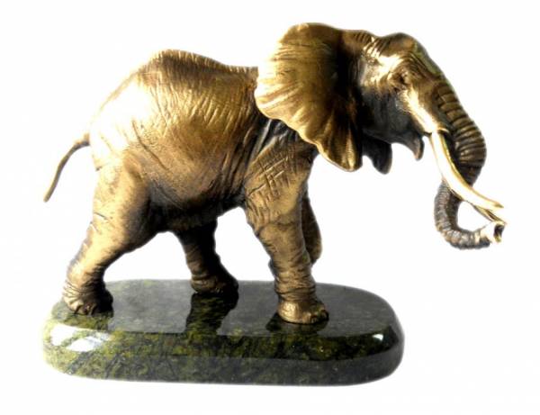 Бронзовая статуэтка Слон 