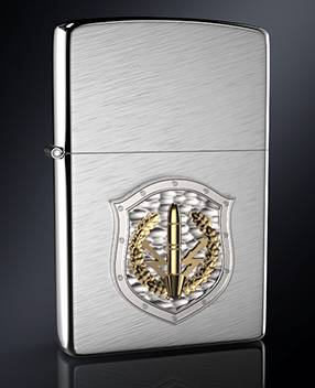 Зажигалка с серебряной эмблемой РВСН РФ