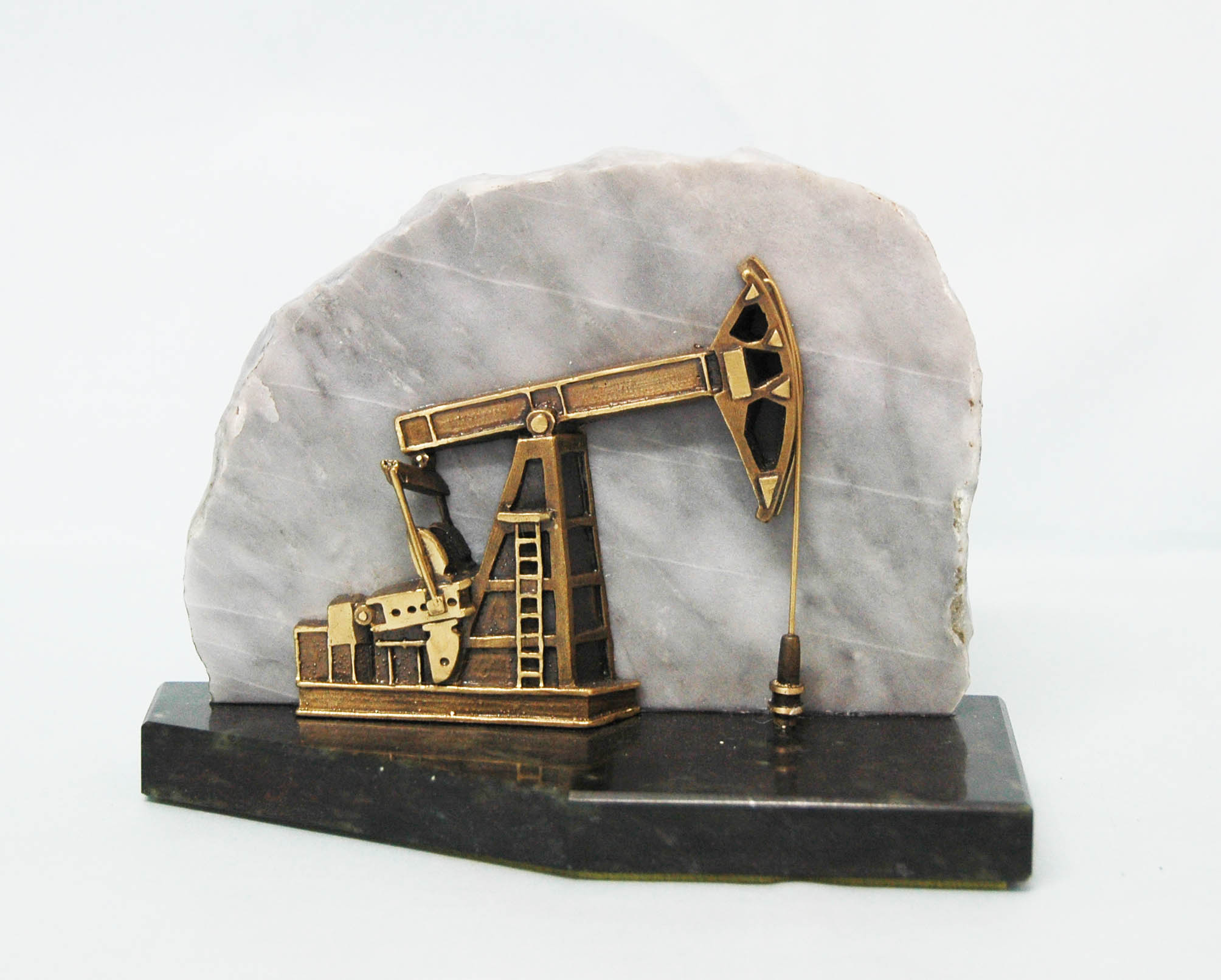 Бронзовые сувенир Нефтяная качалка
