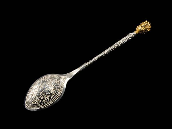 Серебряная  чайная ложка Лев с позолотой (снято с производства)Фото 15197-02.jpg