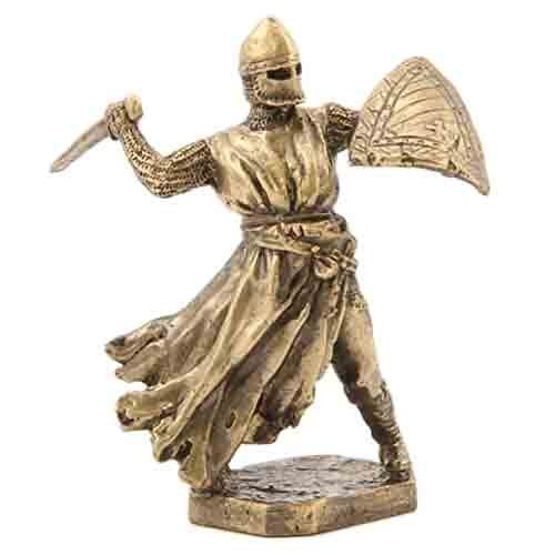 Бронзовая статуэтка Рыцарь с мечом и щитом (серия Крестоносцы под стенами Акры)Фото 15256-01.jpg