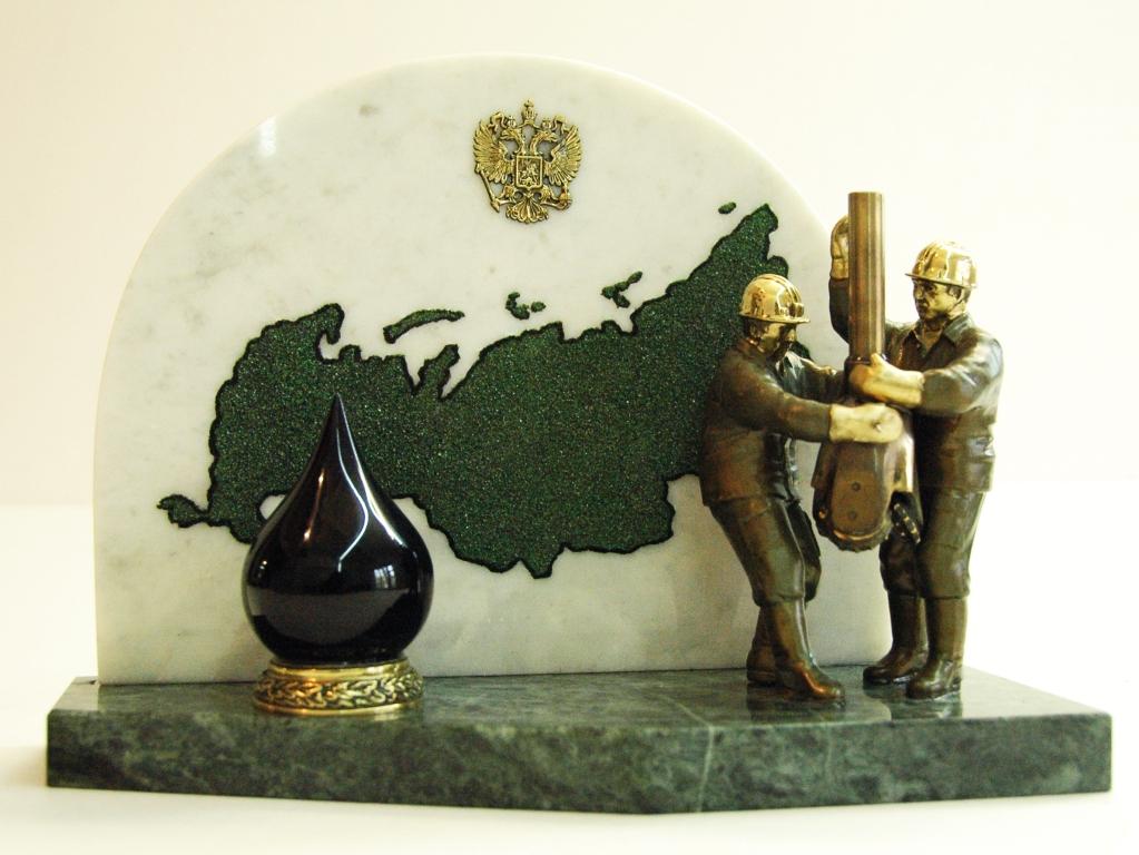 Бронзовая статуэтка Российская добыча нефти