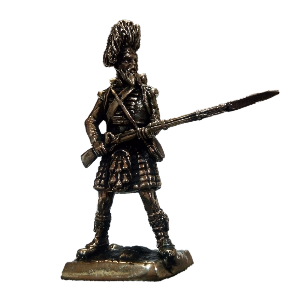 Бронзовая статуэтка Солдат в медвежьей шапке (серия Британская армия периода Крымской войны 1853-1856)