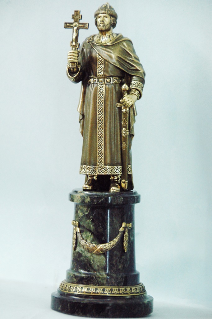 Бронзовая статуэтка Князь Владимир(пьедестал)