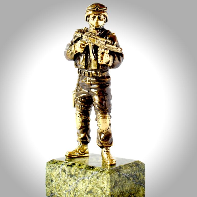 Бронзовая статуэтка Спецназовец