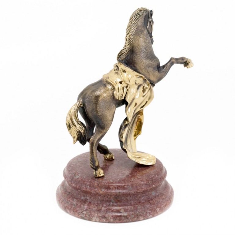 Бронзовая статуэтка Конь с попонойФото 21966-03.jpg
