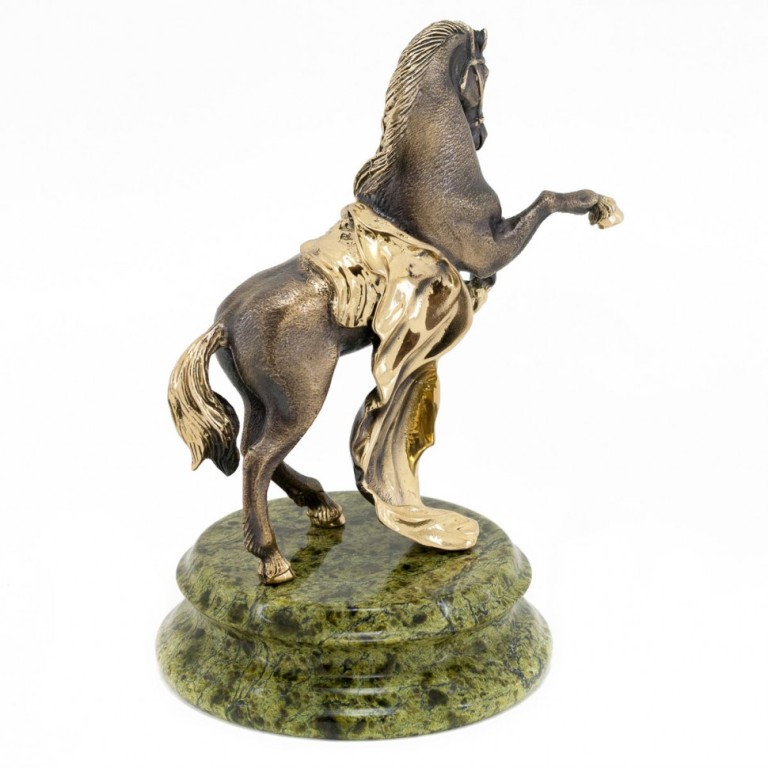 Бронзовая статуэтка Конь с попонойФото 21967-03.jpg