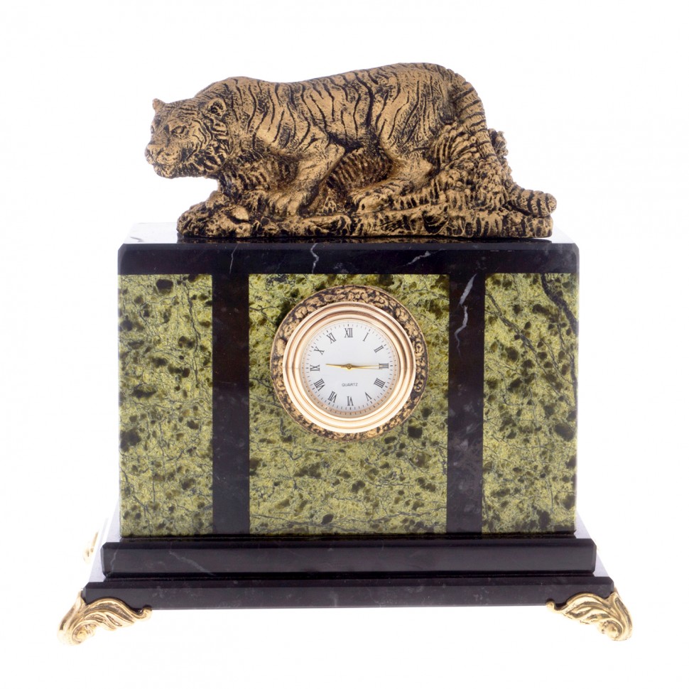 Сувенирные часы Амурский тигрФото 23056-01.jpg