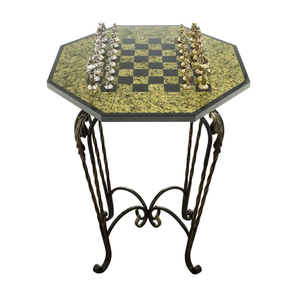 Шахматный стол "Римские воины" камень змеевикФото 27696-01.jpg