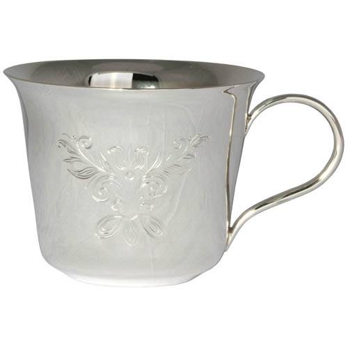 Серебряная чайная чашка с чеканкой(снято с производства)