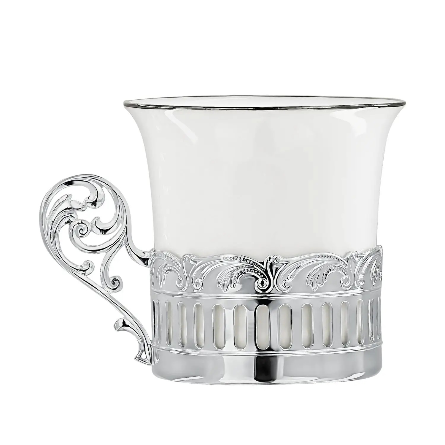 Серебряная кофейная чашка Богема