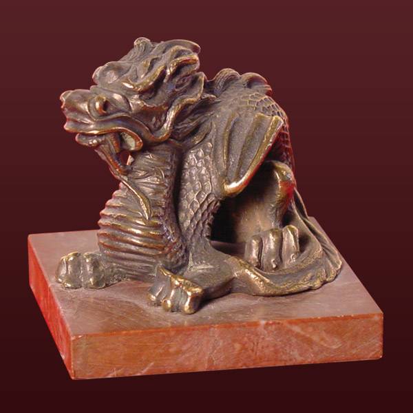 Бронзовая скульптура Дракон малая на камне