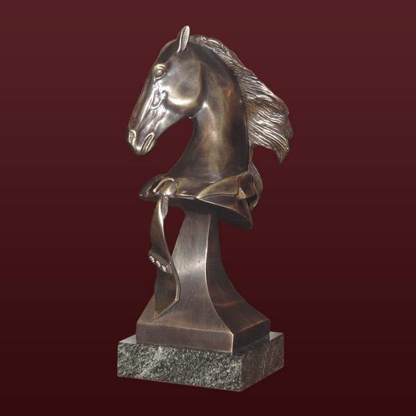 Бронзовая скульптура бюст Конь