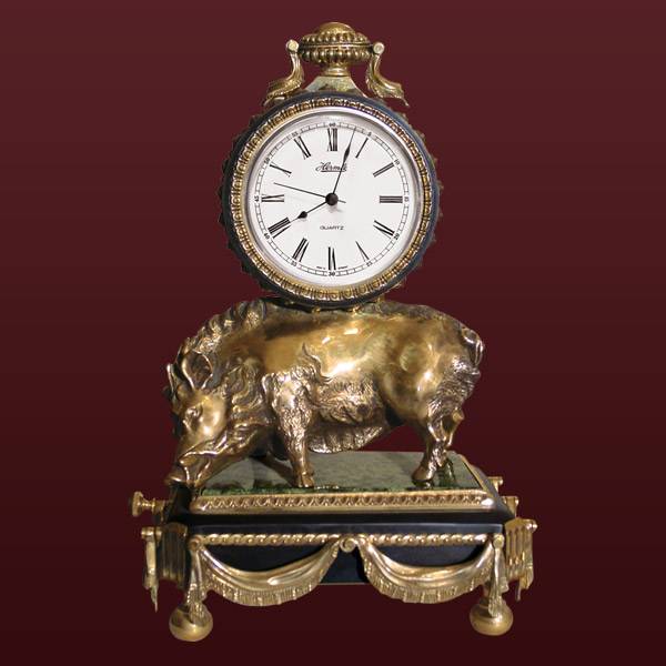 Бронзовые настольные часы Кабан со шкатулкойФото 9699-02.jpg