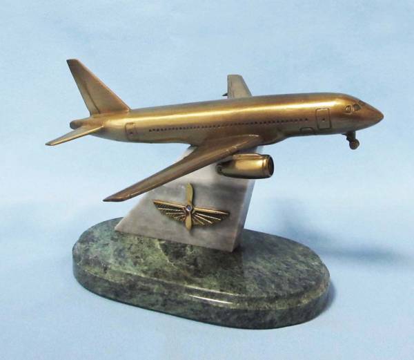 Бронзовая статуэтка Самолет гражданской авиации