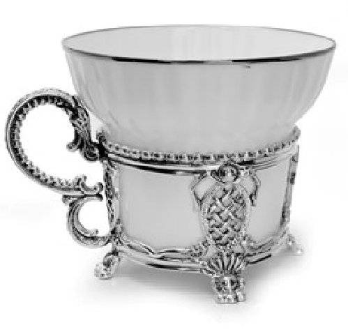 Серебряная чайная чашка Меценат