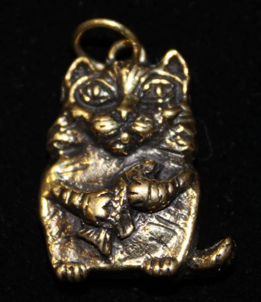 Бронзовая подвеска кот ФукусимкаФото 12637-02.jpg