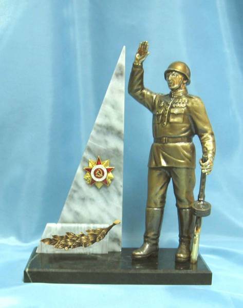 Бронзовый статуэтка сувенир Слава Победителю