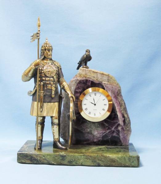 Бронзовые часы Витязь-защитник