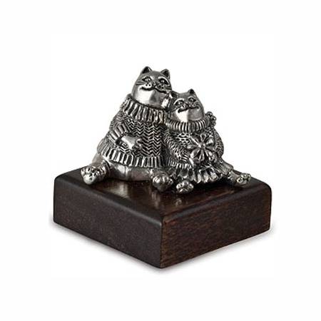 Серебряная статуэтка Коты в свитерах