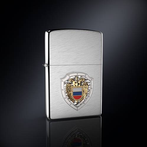 Зажигалка с серебряной эмблемой ФСО РФ