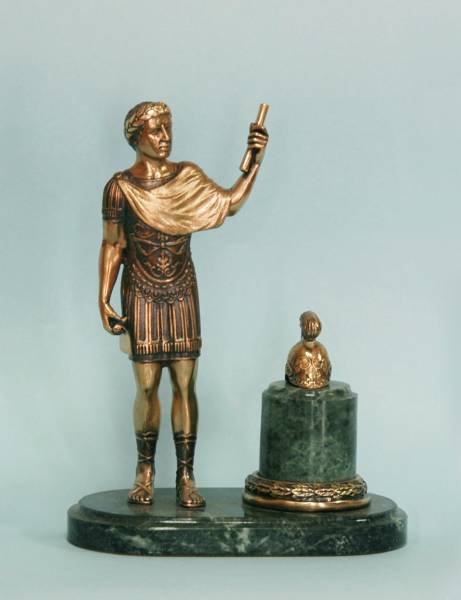 Бронзовая статуэтка Юлий Цезарь
