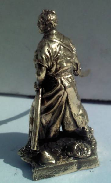 Бронзовая статуэтка Дзенемон Ёго ронин (серия Самураи)Фото 13522-04.jpg