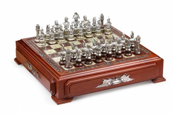 Бронзовые шахматы 1812