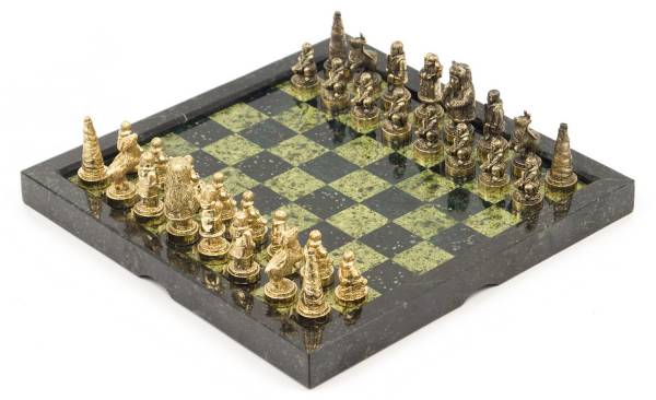 Бронзовые шахматы Северные