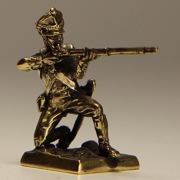Бронзовая статуэтка Рядовой 17-го егерьского полка (серия РИА 1812 года)Фото 14664-02.jpg