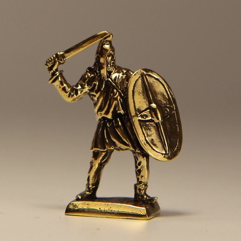 Бронзовая статуэтка Воин с мечом и щитом (серия Боспорское царство)
