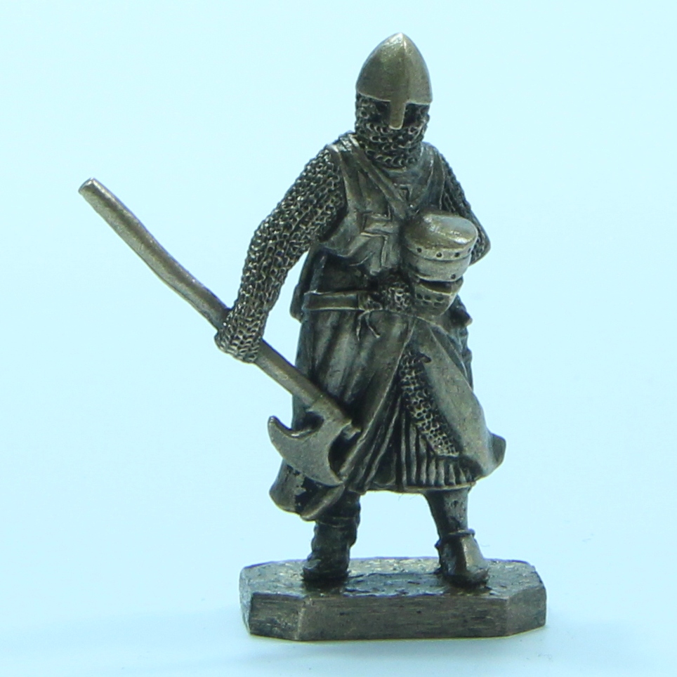 Бронзовая статуэтка Крестоносец с топором (серия Крестовые походы. Командная группа)