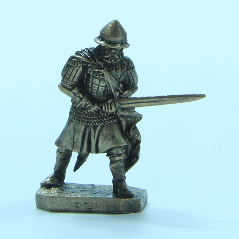 Бронзовая статуэтка Рыцарь с мечом (серия Грюнвальд. Польское войско)