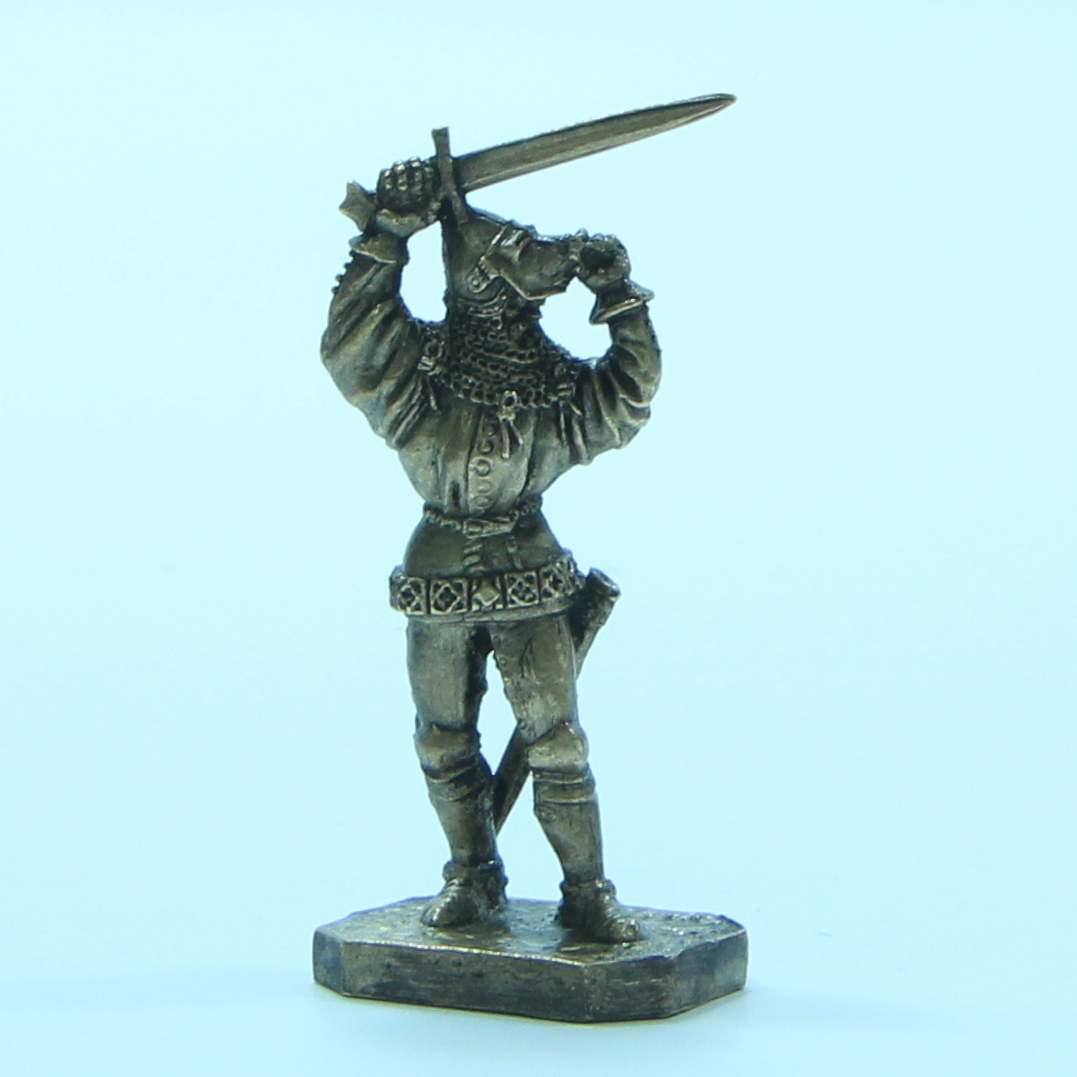 Бронзовая статуэтка Рыцарь, поднимающий забрало (серия Грюнвальд. Польское войско)
