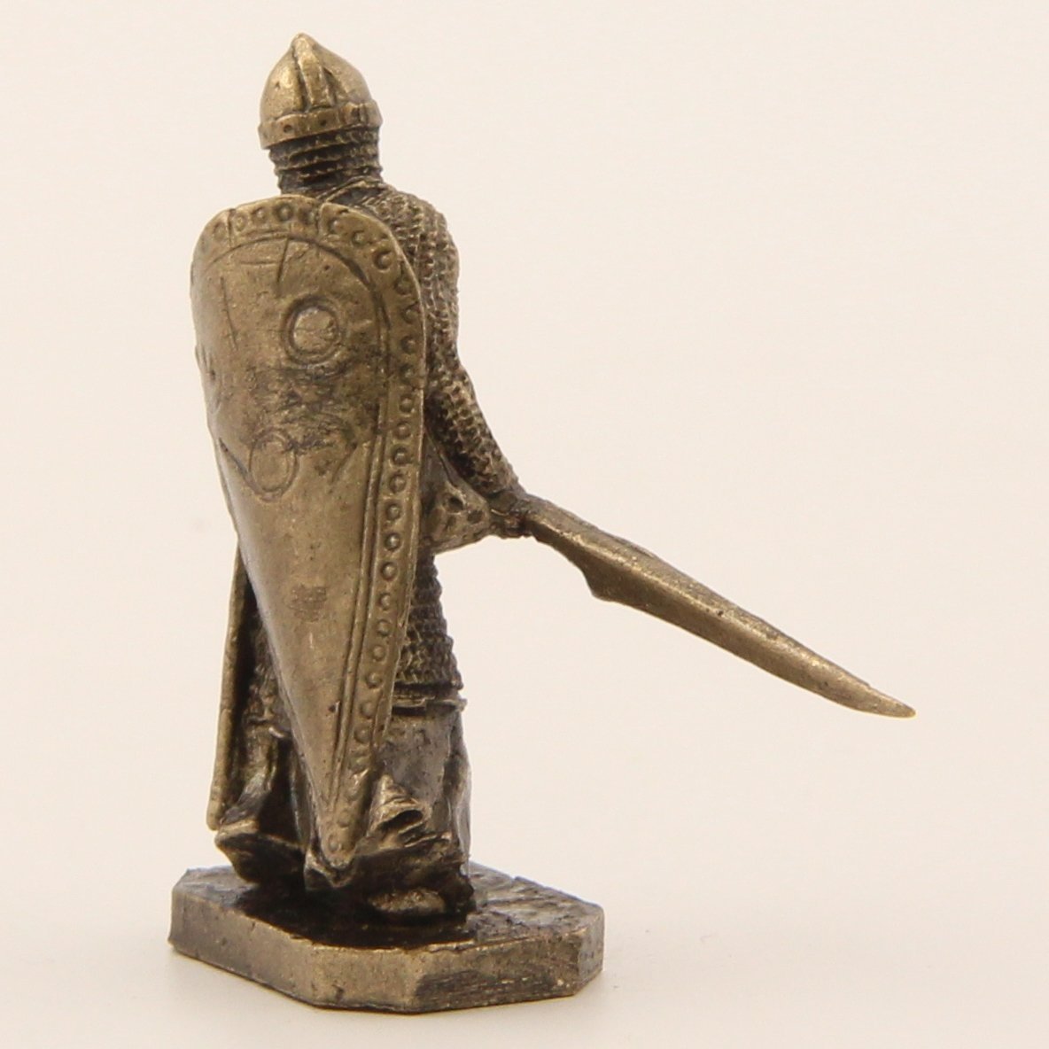 Бронзовая статуэтка Рыцарь с глефой (серия Крестоносцы под стенами Акры Часть 2)