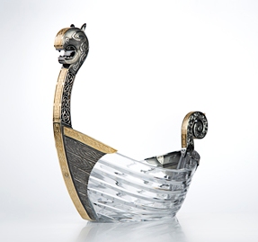 Серебряная ваза Ладья а головой ДраконаФото 16097-01.jpg