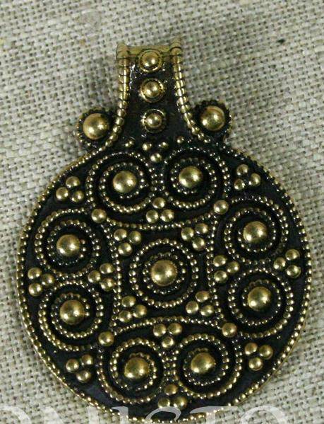 Бронзовая подвеска Гнёздово1Фото 17195-02.jpg