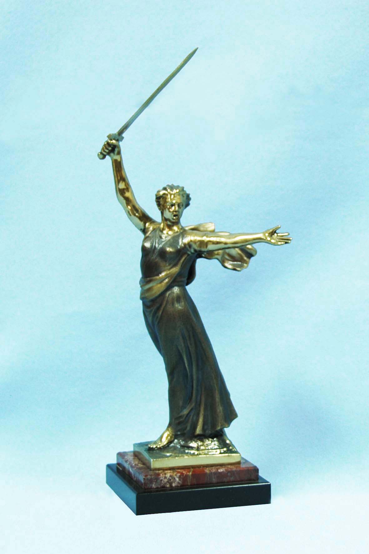 Бронзовый статуэтка сувенир В память о Сталинграде