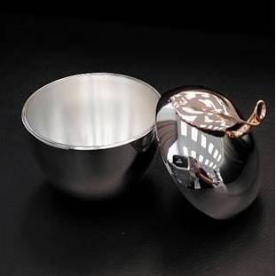 Серебряная ваза Яблоко