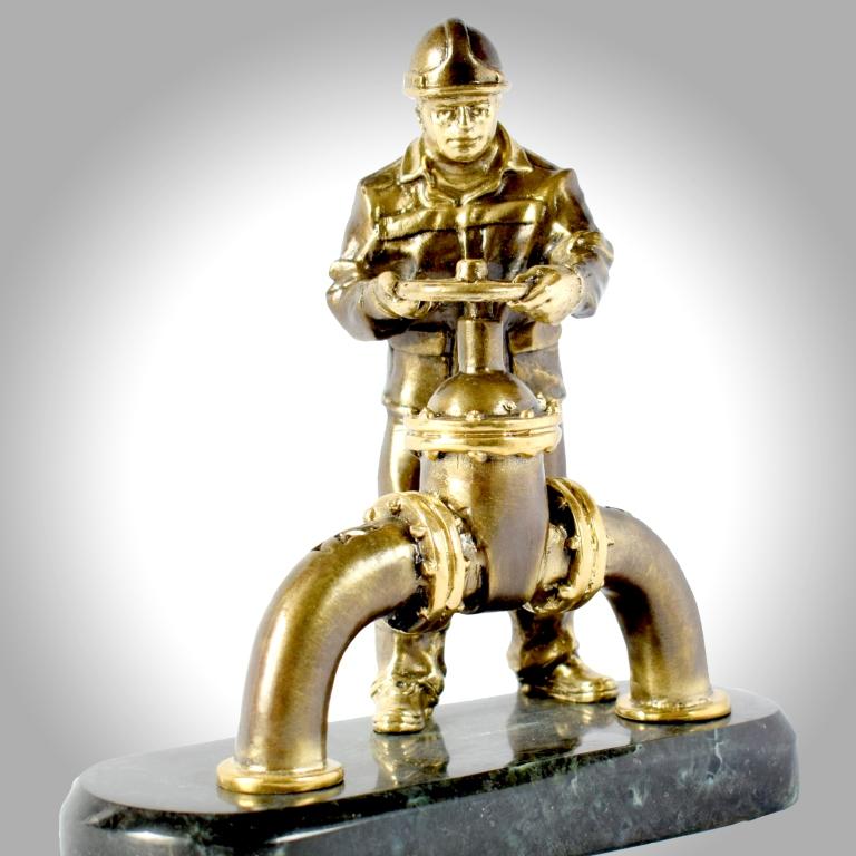 Бронзовая статуэтка Газовщик с трубой