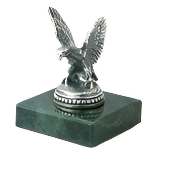 Серебряная статуэтка Орел