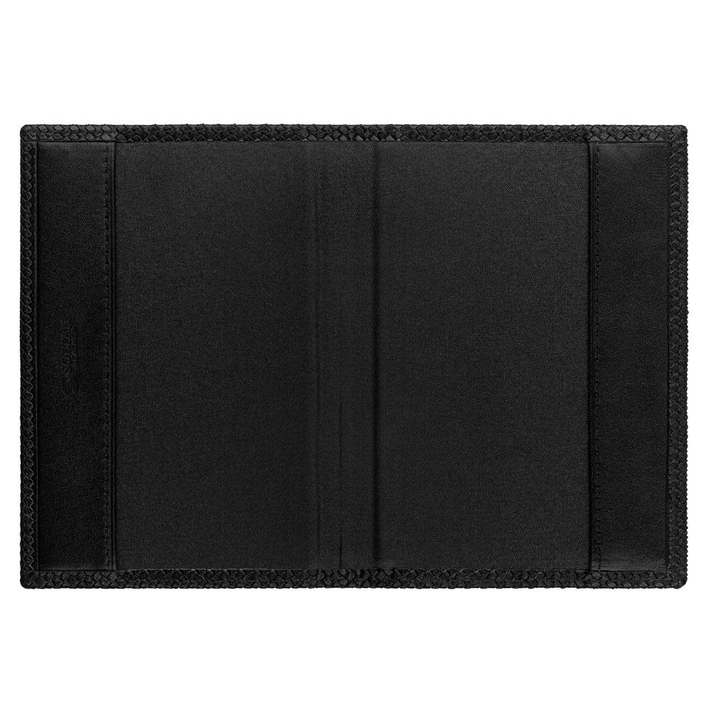 Черная кожаная обложка для паспорта SOLTAN 005 32 01