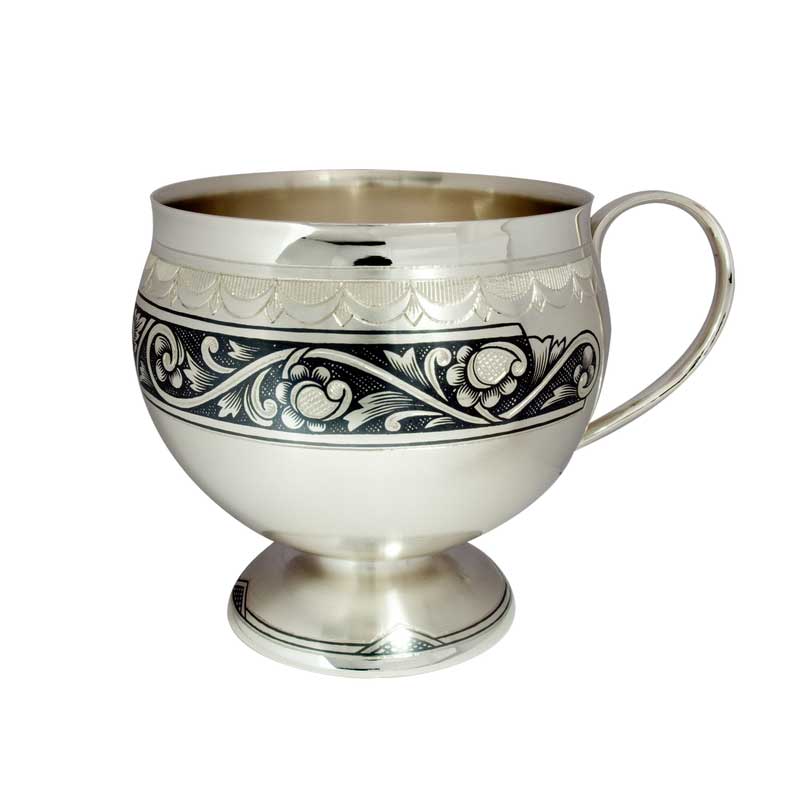 Серебряная чашка чайная Гармония