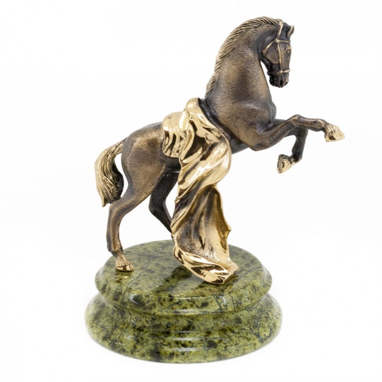 Бронзовая статуэтка Конь с попоной