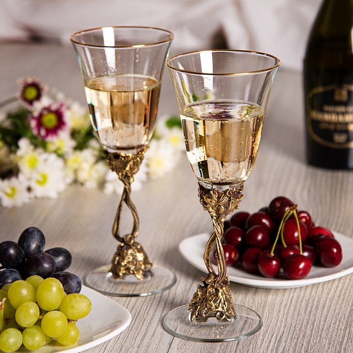 Набор бокалов для вина Романтик в деревянной шкатулке